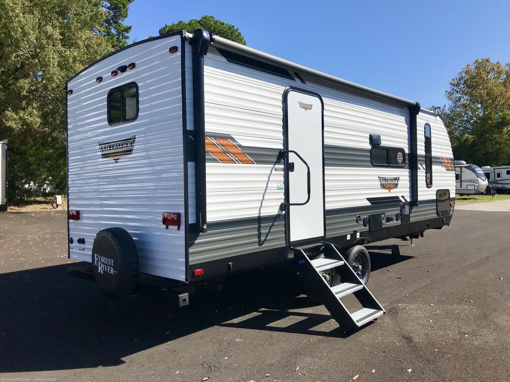 Travel Trailer - 1 Slide Out Wildwood 22RBS