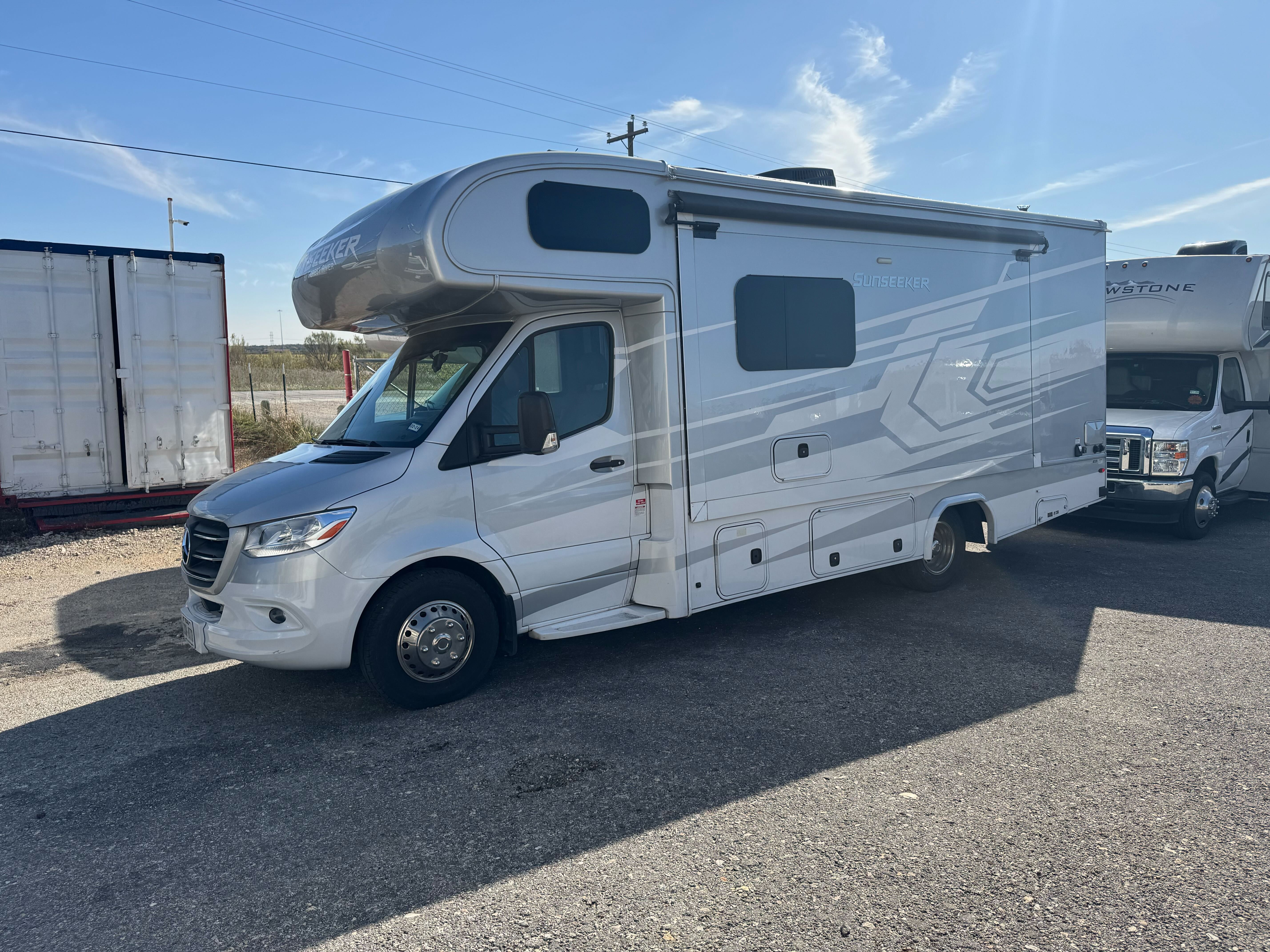 Class C - 1 Slide Out Sunseeker Sprinter 2400T